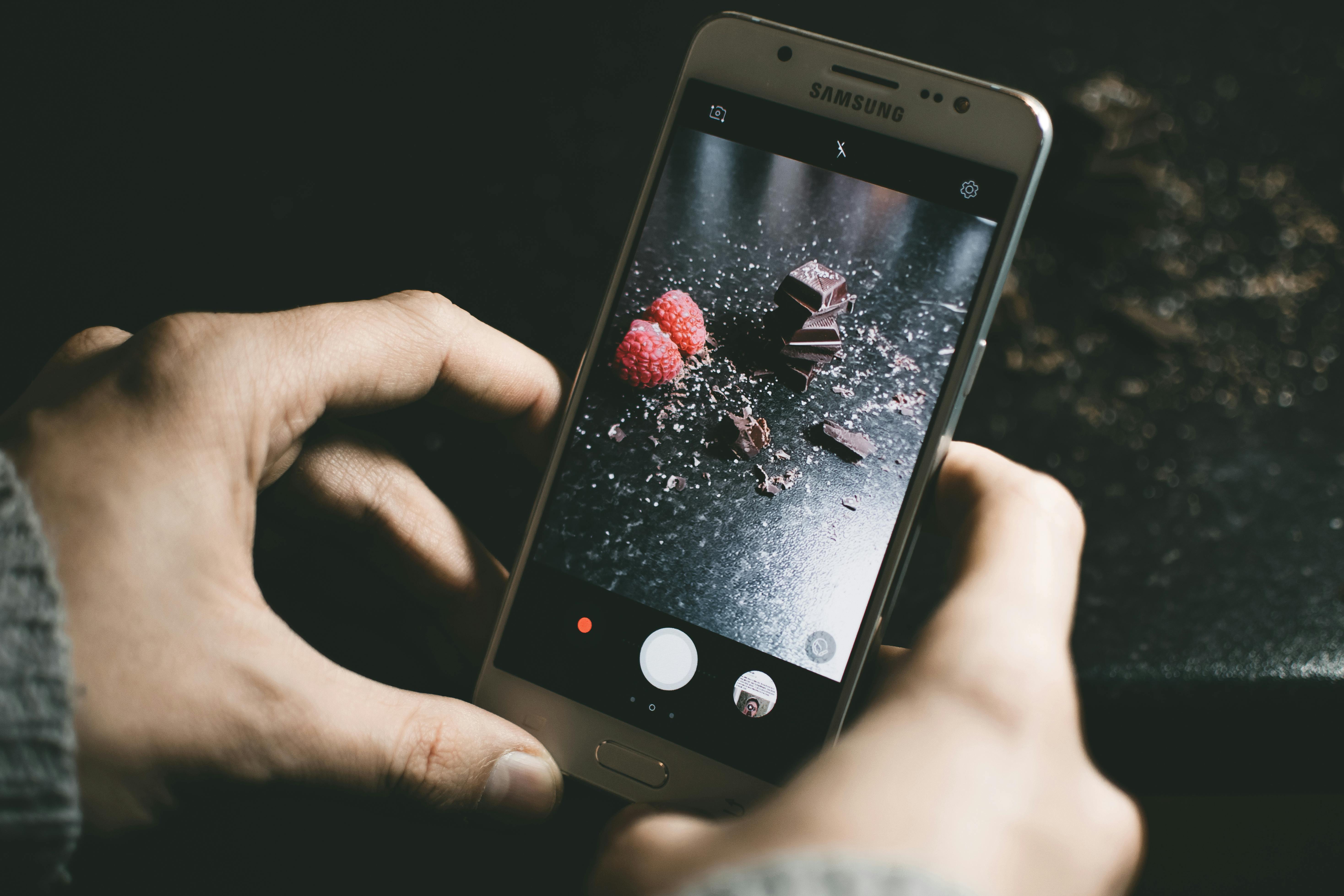Ma már egy jó mobillal is készülhetnek profi fotók, de tényleg legyenek profik