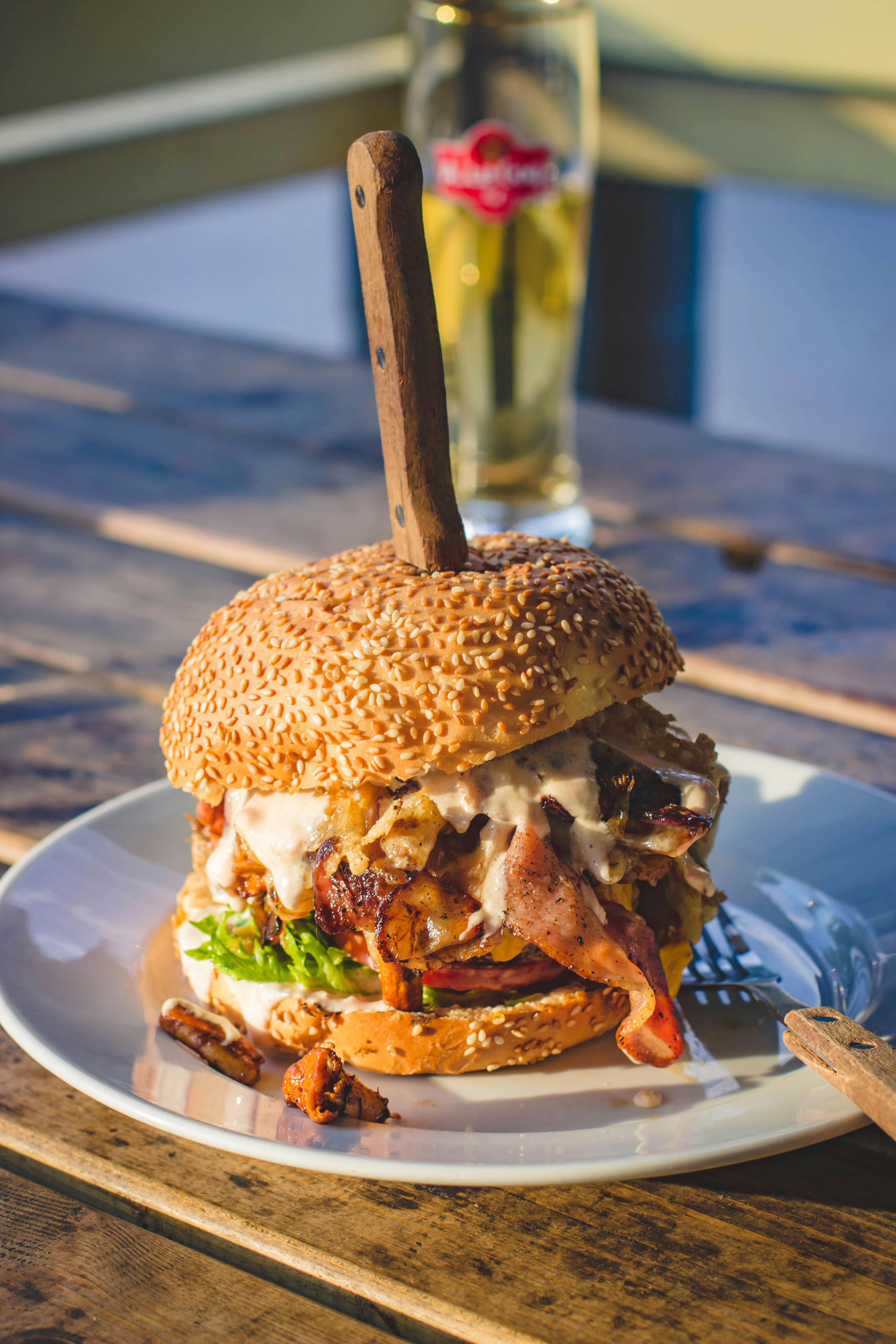 A hamburgerek fantázianeveinek kitalálása szórakoztató